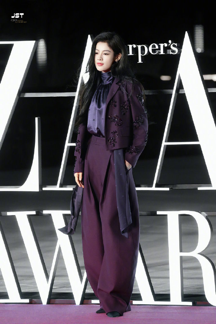 001OXMtPgy1i8776k73smj60qo140dl302 001OXMtPgy1i8776k73smj60qo140dl302