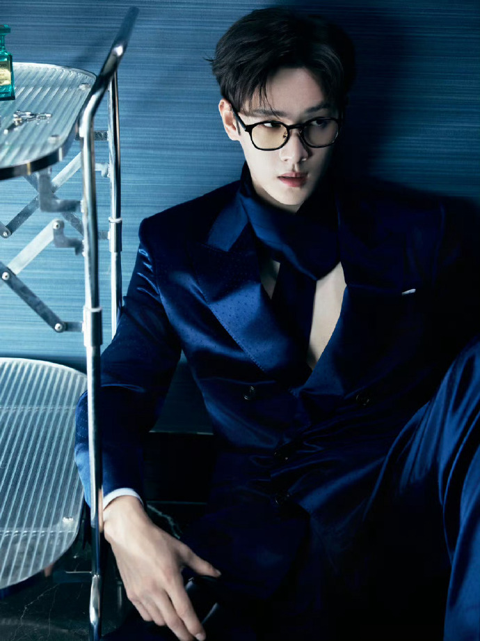 001OXMtPgy1ibnybzthj9j60qo0zkgsd02