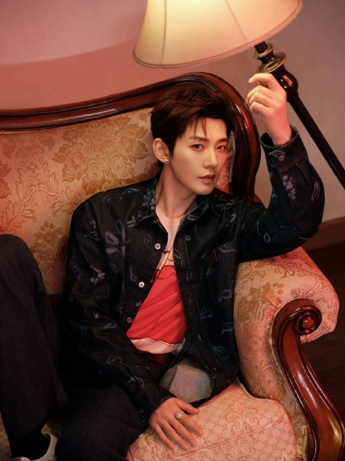 001OXMtPgy1icmbi0xi12j61jk2231i002